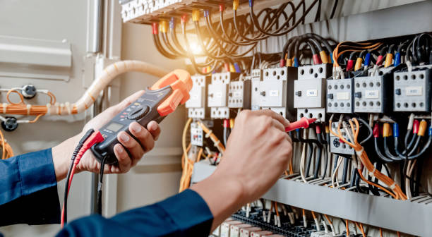 Best Electrical Repair Services  in Pleasanton, TX